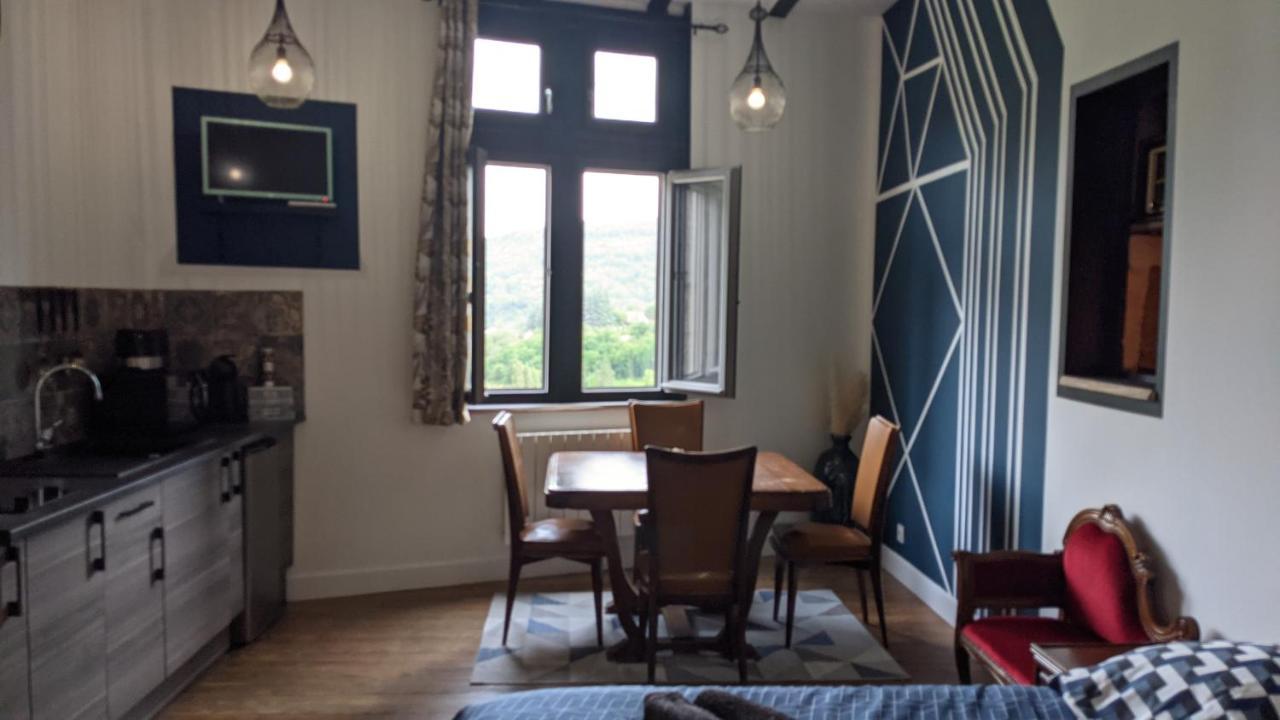 Gite Du Tourneur Studio Au Coeur De Saint Cirq Екстериор снимка